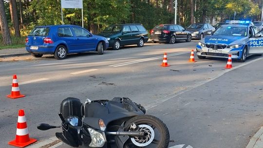 71-latka po zderzeniu z autem trafiła do szpitala