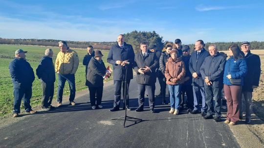 Sulejów–Zemborzyn Kościelny: gmina Tarłów odnowiła 800 metrów drogi