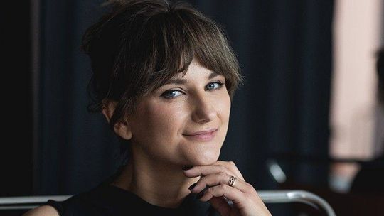 Autorka „Błękitnej wstążki” odwiedzi Ćmielów Autorka „Błękitnej wstążki” odwiedzi Ćmielów