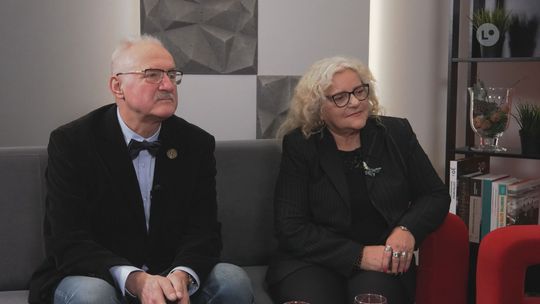 B. Gniazdowska, G. Gołębiowski: Listopad to miesiąc zadumy i refleksji