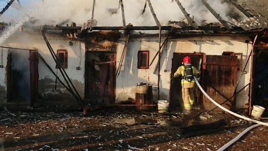 Bałtów: Pożar budynku gospodarczego 