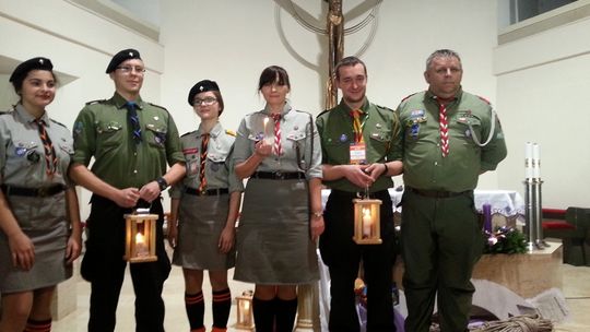 Betlejemskie Światło pokoju dotarło do Ostrowca