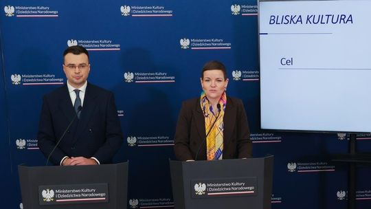 „Bliska Kultura” – Rządowe koło ratunkowe dla „soli demokracji”
