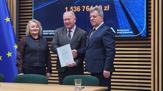 Blisko 1,9 km dróg gminnych do modernizacji. Umowa o wsparcie finansowe podpisana