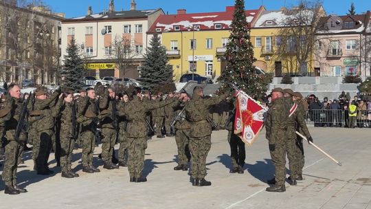 Blisko 60 ochotników złożyło przysięgę 10. Świętokrzyskiej Brygady WOT w Ostrowcu