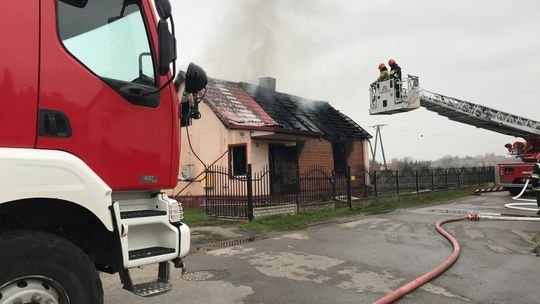 BODZECHÓW: Pożar domu. Strażacy znaleźli zwęglone ciało