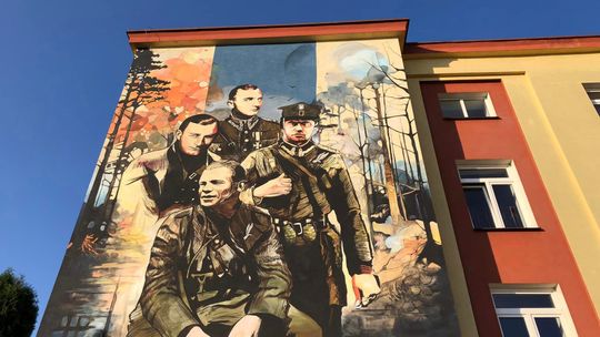 Bohaterowie Ziemi Świętokrzyskiej na muralu