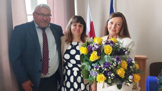 ĆMIELÓW | Radni dobrze ocenili pracę burmistrz. Udzielili absoltorium