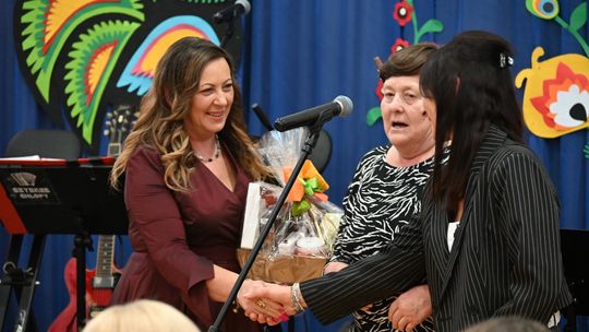 Ćmielów świętuje Dzień Kobiet Wiejskich: prelekcja, muzyka i lokalne tradycje