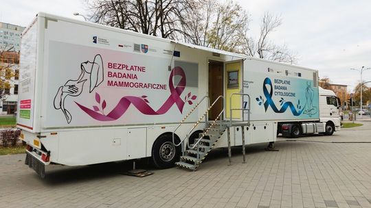 Cytomammobus Świętokrzyskiego Centrum Onkologii w trasie: bezpłatne mammografie i cytologie