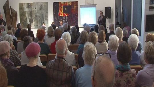 Debatowali o społecznej aktywności seniorów