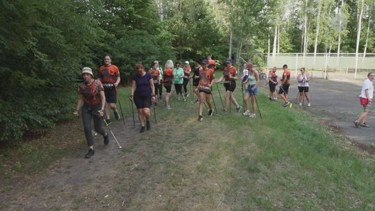 Dlaczego warto uprawiać Nordic Walking?