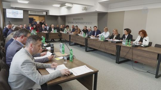 Dwaj radni opuszczają klub „Tak dla Samorządu” w Ostrowcu Świętokrzyskim