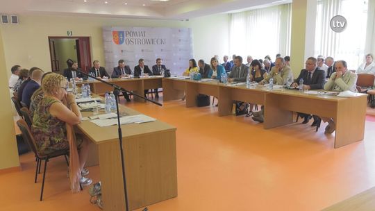 Dyskusja nad absolutorium dla władz Powiatu 