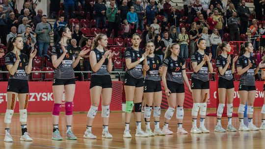 Dziewczyny jesteście SUPER! KSZO SMS wywalczył awans w pięknym stylu