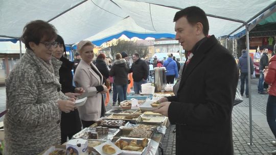 Festiwal ciasta na rynku miasta