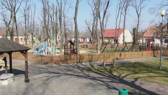 Fontanna w parku i boisko przy szkole już wkrótce