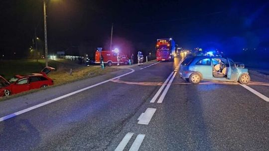 Groźny wypadek na drodze krajowej nr 9 we Włostowie