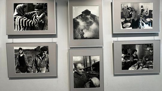 Hutnicze rodziny w obiektywie mistrzów