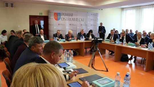 I sesja Rady Powiatu Ostrowieckiego