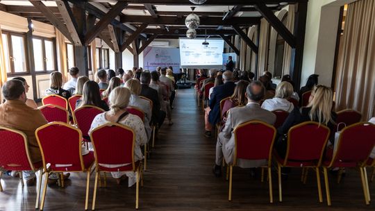 II Ostrowieckie Forum Serca. Kardiolodzy rozmawiali o nowoczesnym leczeniu i współpracy