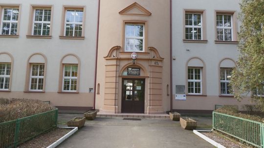 Inwestycje w szkołach. Prawie 4 mln zł na gruntowną modernizację „Bronka”