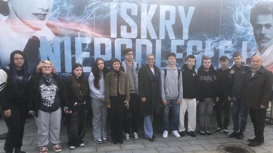 „Iskry Niepodległej” - mobilna, interaktywna wystawa o wybitnych Polakach