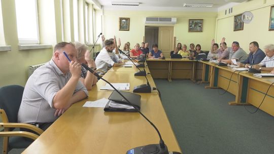 Komisarz zadecyduje o podziale Ostrowca na okręgi wyborcze