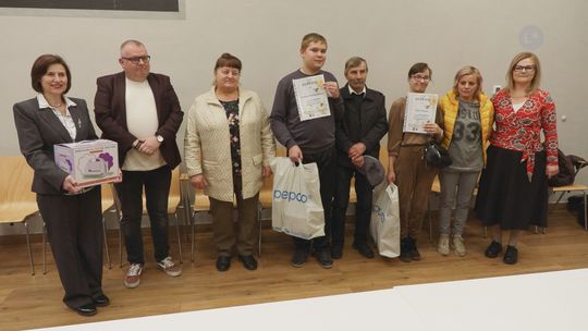 Konkurs „Pszczoły – nasze życie” zmienia formułę. 60 prac wyróżnionych