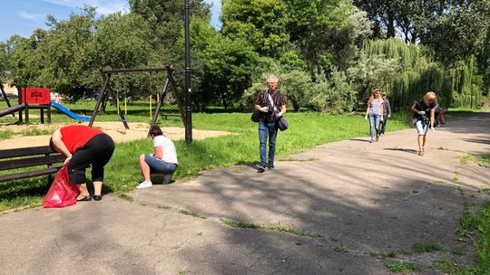 Łączą siły i sprzątają Częstocice