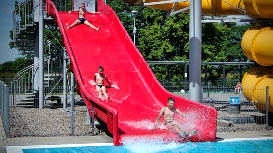 Letni sezon na basenach rozpoczęty