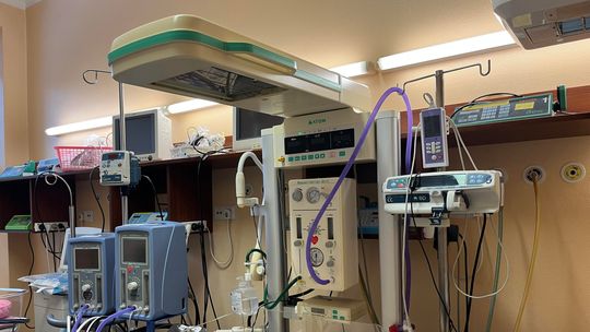 Liczba porodówek w Polsce kurczy się. Co z oddziałem w ostrowieckim szpitalu?