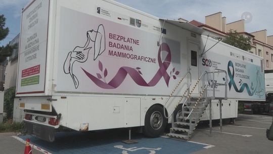 Mammobus zaparkuje przed starostwem