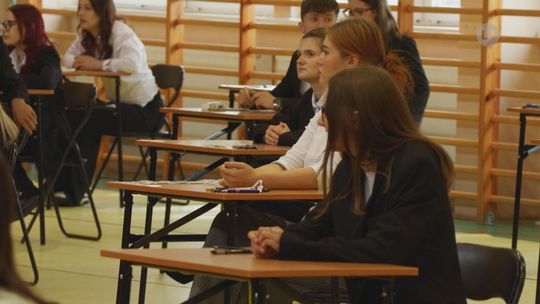 Maturzyści zmierzyli się z królową nauk. Dziś matura z matematyki