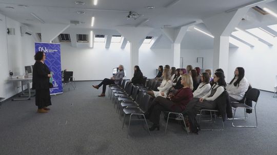 MBP w Ostrowcu podsumowała Jesienną Szkołę Folkloru Językowego