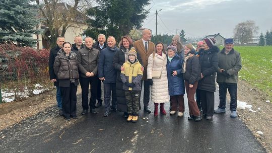 Mieszkańcy Wojnowic mają nową drogę — ponad 230 metrów wyremontowanej nawierzchni