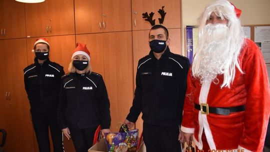 Mikołaj w asyście policji odwiedził Damiana