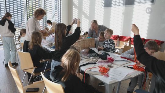 Młodzież ożywiła tradycję: „Pasiak Świętokrzyski w Twoich Rękach”