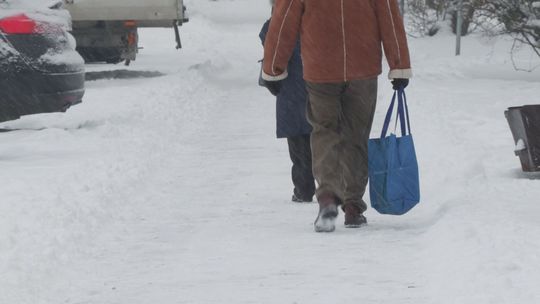 Mrozy nie odpuszczają. W Świętokrzyskiem ostrzeżenie i 105 wolnych miejsc w noclegowniach