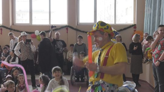 Niepełnosprawni z całego powiatu bawili się na balu ZSS 