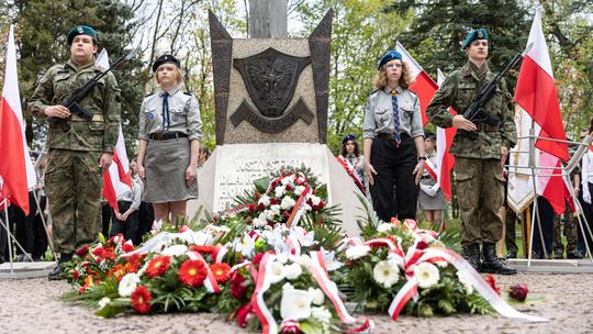 Obchody 231. rocznicy uchwalenia Konstytucji 3 maja w Ostrowcu