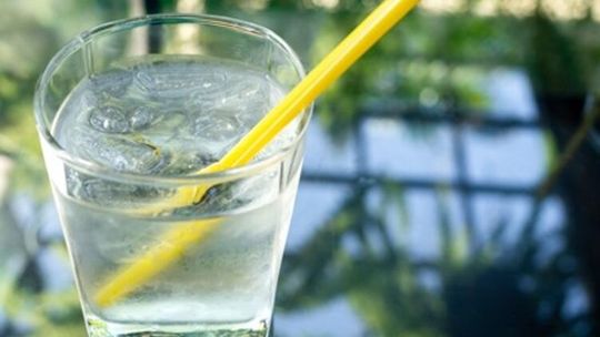 Objawy odwodnienia latem i jak ich unikać