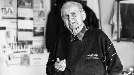 Odszedł Tadeusz Szypowski. Jego twórczość była częścią historii Ostrowca