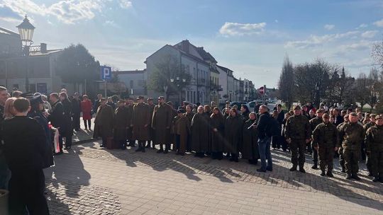 Opatów uczcił pamięć ofiar zbrodni katyńskiej