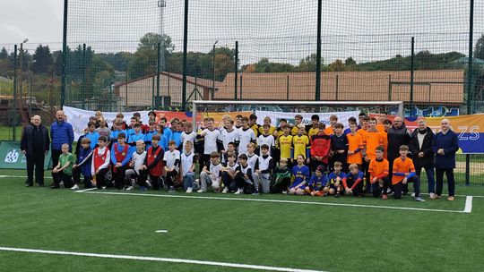 Orlik w Szewnie po remoncie: boisko otwarte, młodzież zagrała w finale ligi