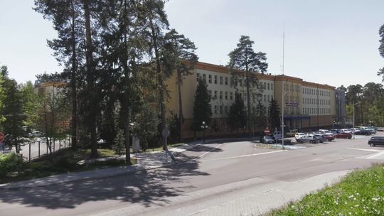 OSTROWIEC : Dwie osoby zmarły na COVID-19