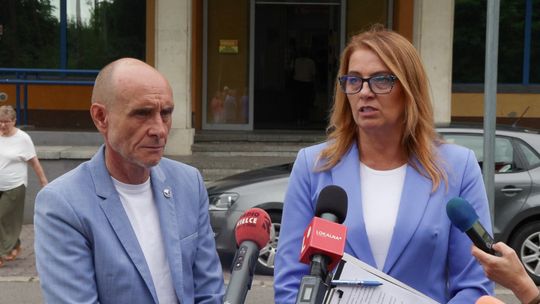 OSTROWIEC | Dyrektor żegna się ze szpitalem