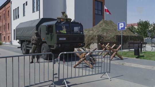 OSTROWIEC | Hołd żołnierzom w Święto Wojska Polskiego