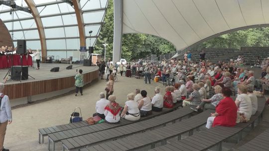 OSTROWIEC | Każde pokolenie ma swój czas. Senioralia 2025