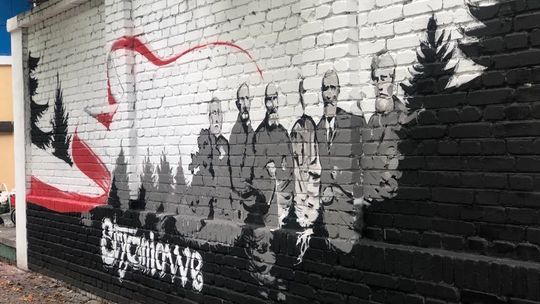 OSTROWIEC: Mural upamiętnia weteranów Powstania Styczniowego